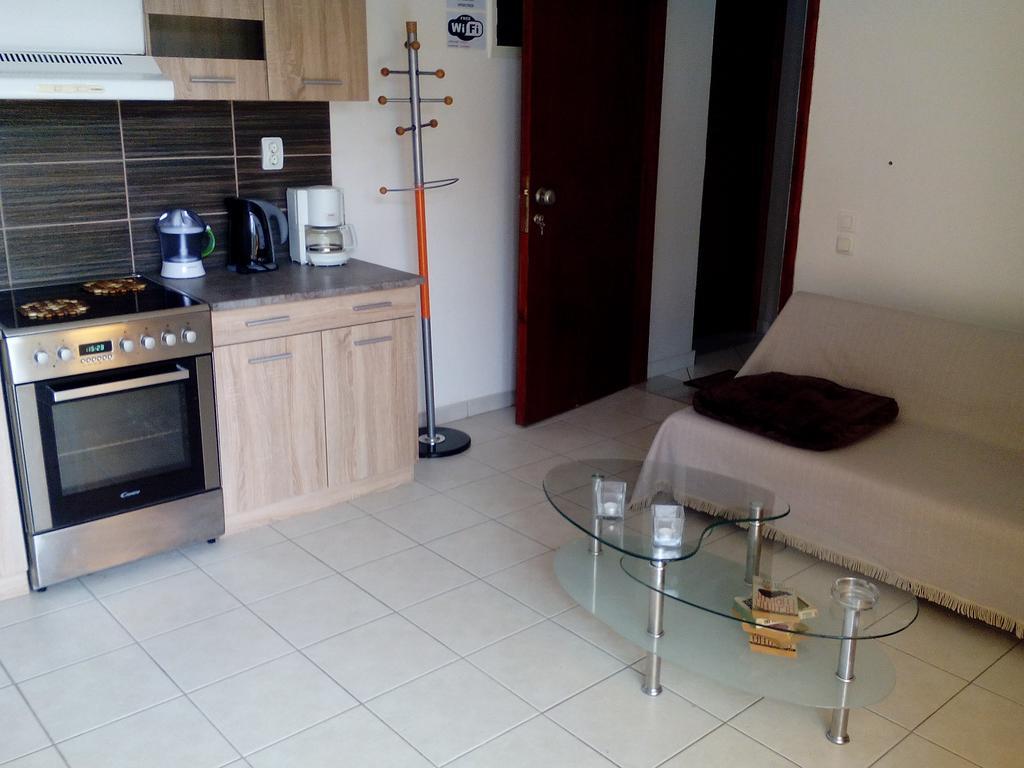 Erofili Apartments Souda Extérieur photo