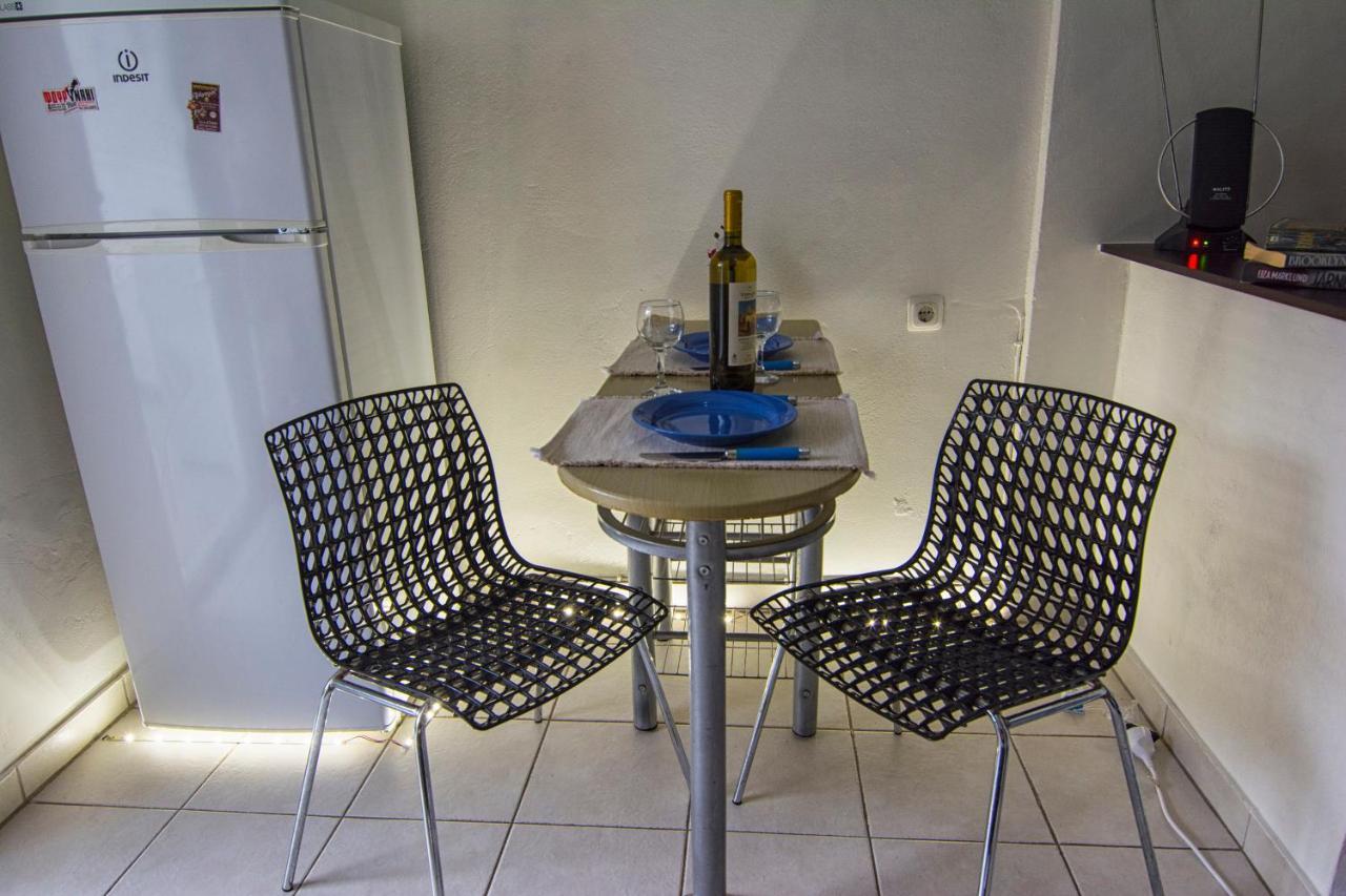 Erofili Apartments Souda Extérieur photo